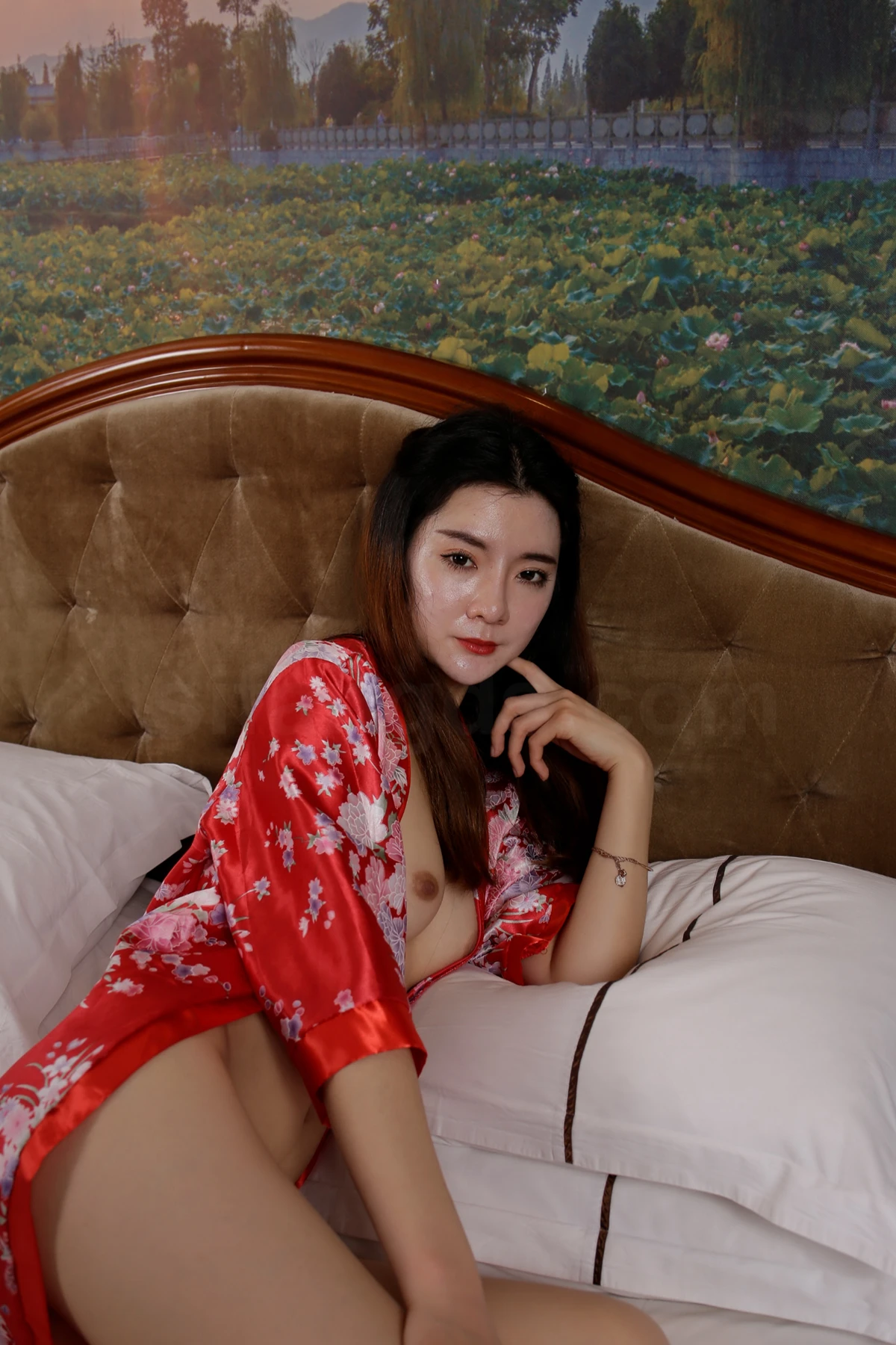 Mengfan – A rare female amateur colleague: Large-scale private photoshoot at a classic-style hotel 02