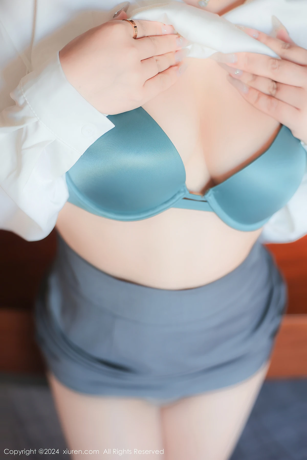 XiuRen秀人网 No.8989 麦田Maitian