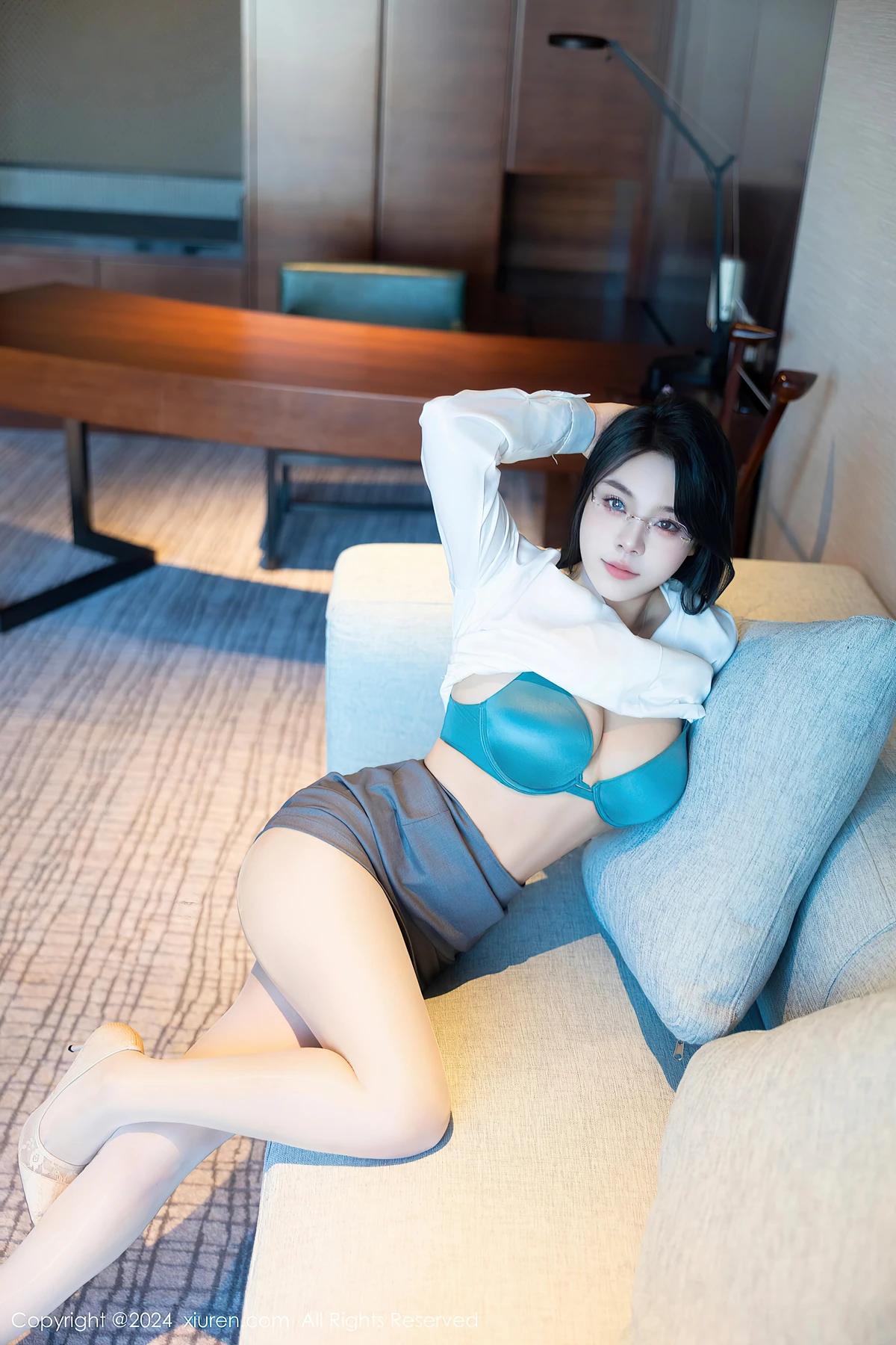 XiuRen秀人网 No.8989 麦田Maitian